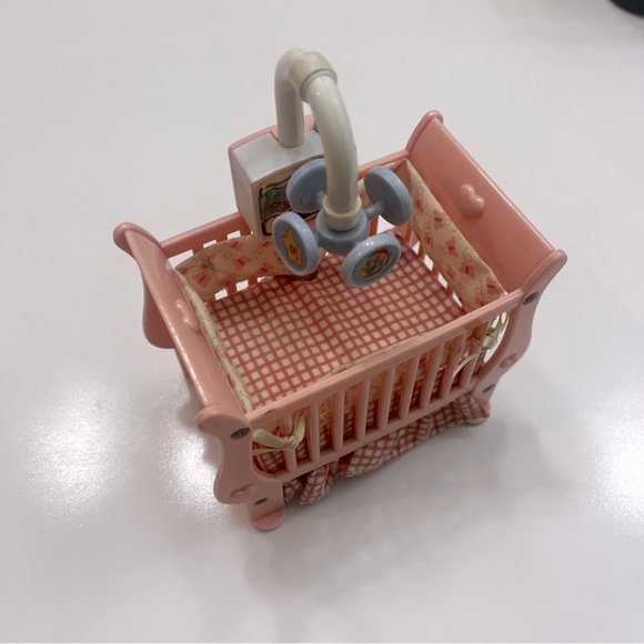 Fisher Price 2003 Loving Family Dollhouse Baby Crib Nursery Lighted Musical Pink - Picture 6 of 13